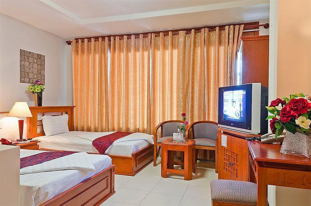 Hong Hac Hotel Ho-Chi-Minh-Stadt 2*,
